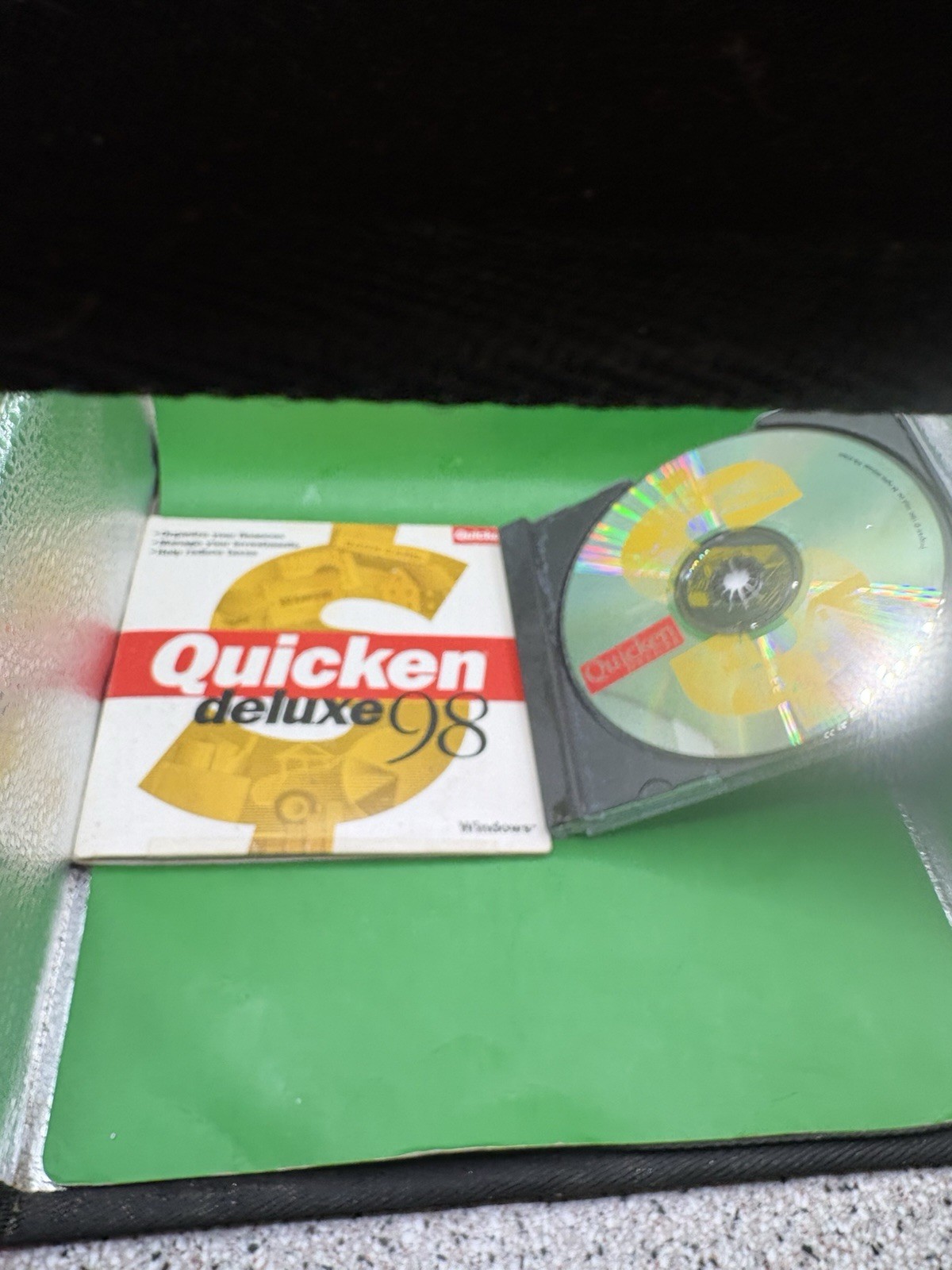 Quicken Delux 98 DVD