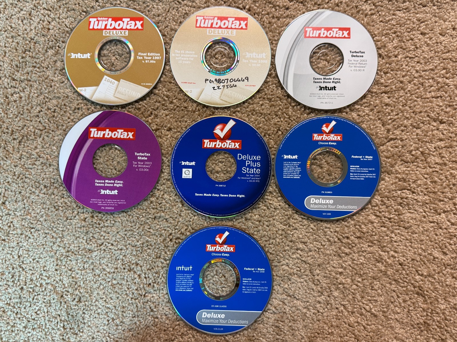 Intuit TurboTax Deluxe Software (Tax Years 1997, 1998, 2003, 2004, 2007, 2008)