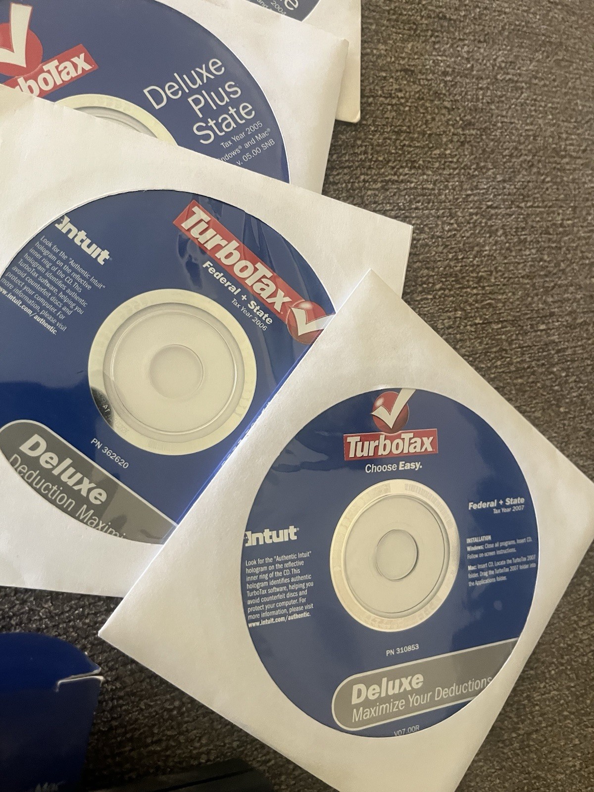Intuit TurboTax Lot 10 Tax Preparation Windows Used 02-13 California St Federal