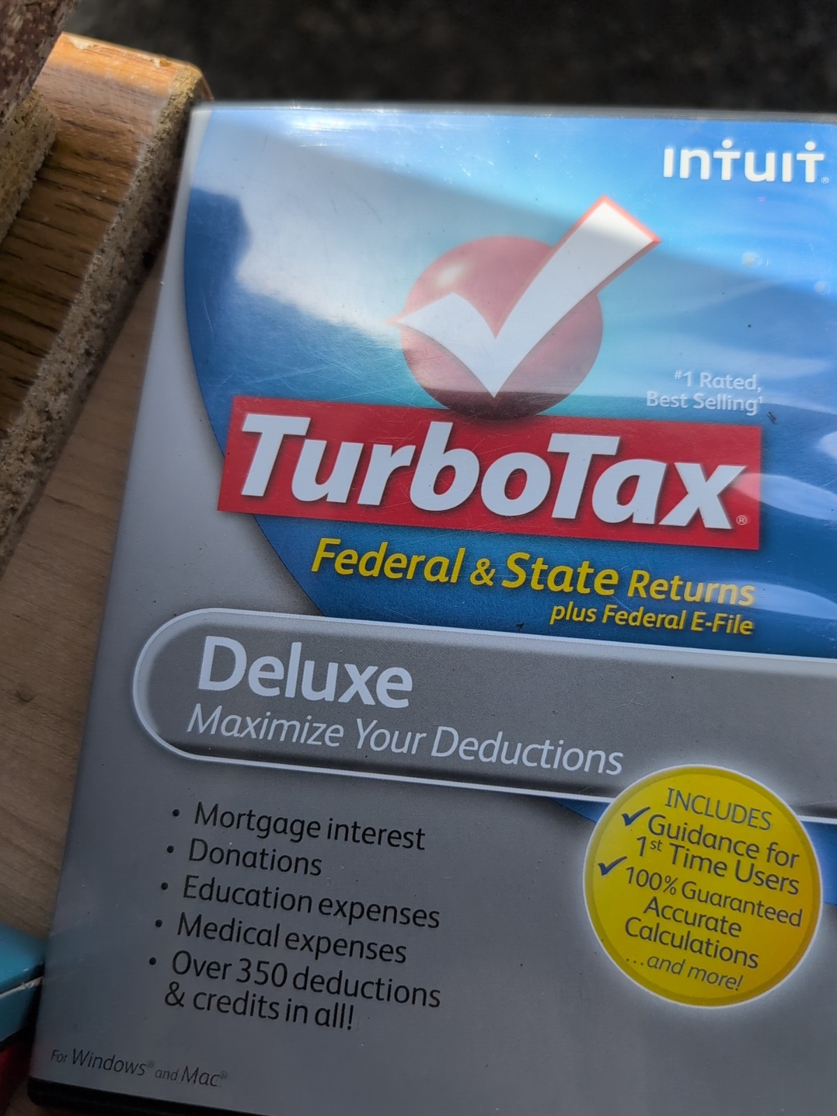 Turbotax Deluxe 2011 Federal + state.